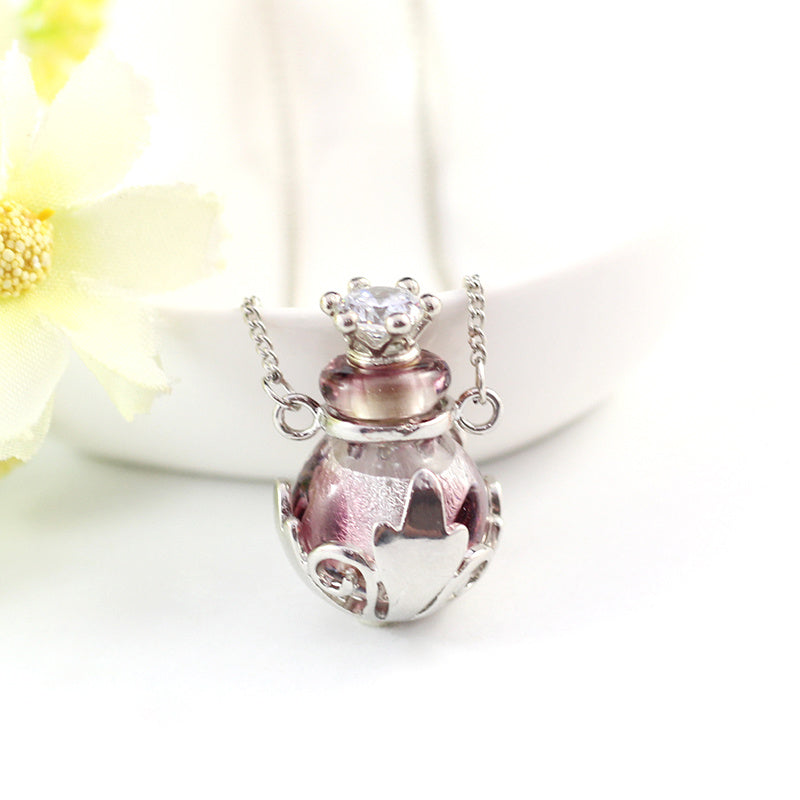 Aromatherapy Essential Oil Pendant Necklace – Refillable Glass Bottle